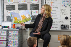 Meadows-Edge-Celebrity-Readers-Read-Across-America-Day-3-2-26-18