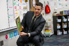 Meadows-Edge-Celebrity-Readers-Read-Across-America-Day-3-2-26-702